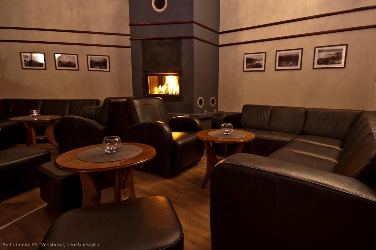 Arctic Inn Gratangen ภายนอก รูปภาพ
