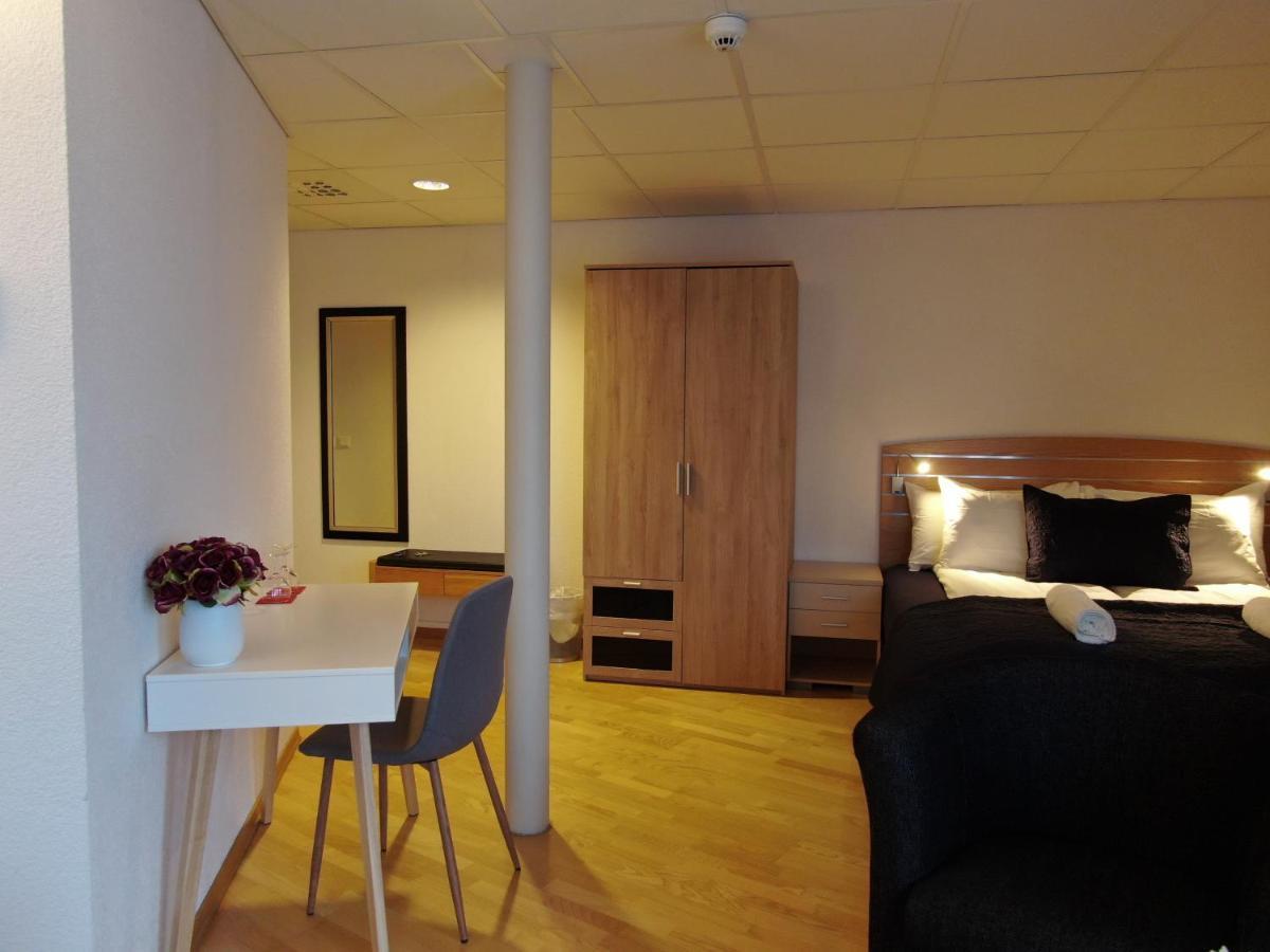 Arctic Inn Gratangen ภายนอก รูปภาพ